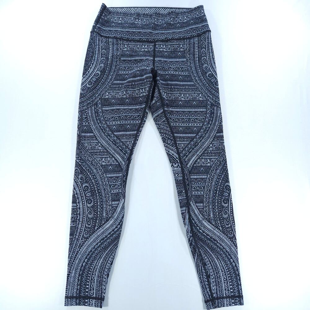 Lululemon Women Black White Ornate Print Leggings Size 12 Full Length Yoga Pants
